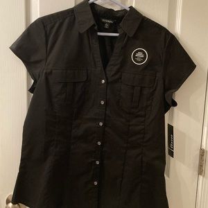 🆕 Black Shirt size L Short Sleeve NWT